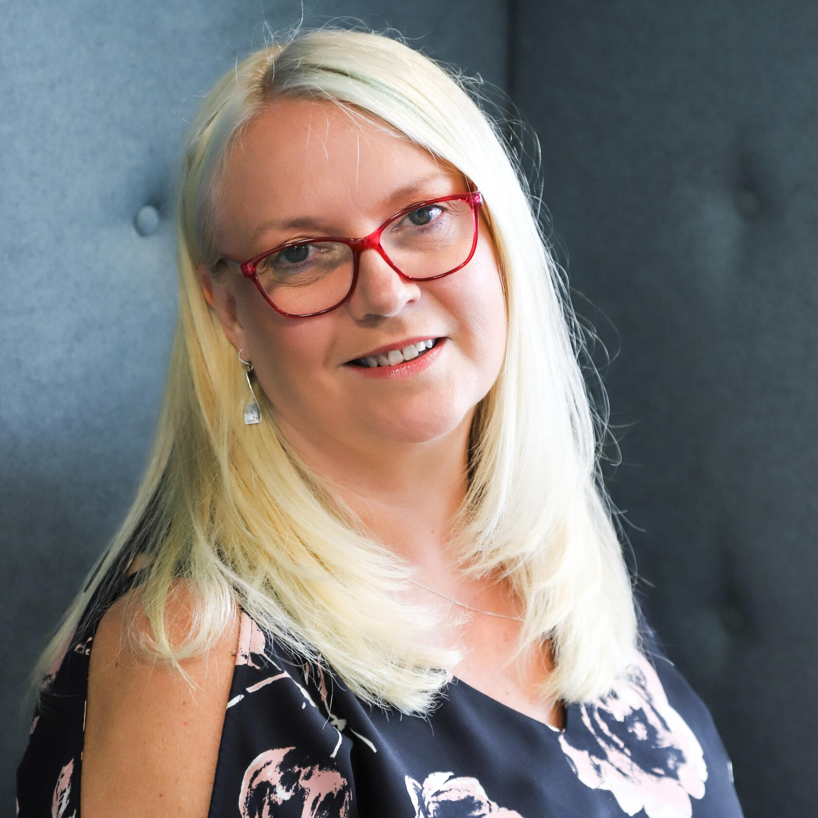 Photo_of_Julie_Martin